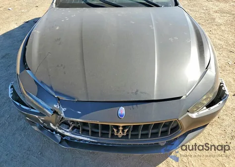 2020 Maserati Ghibli z USA, uszkodzony, nr VIN ZAM57XSA4L1354159